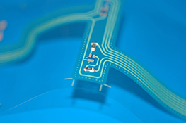 Colle conductrice électrique pour circuit souple | © Panacol
